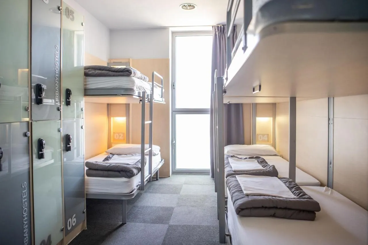 Urbany Hostel Barcelona 0*,