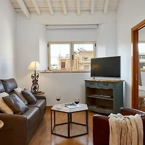https://lodgingmalaga-plaza-constitucion.es-andalucia.com